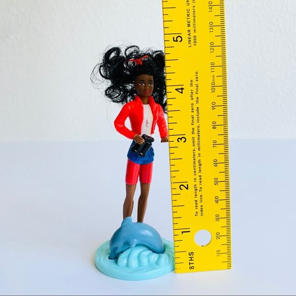 NEW 1994 Mattel Barbie Lifeguard Action Figure - Picture 7 of 10